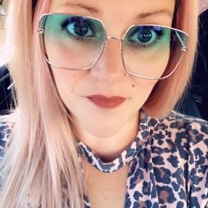 Meet your Posher, Chrissy